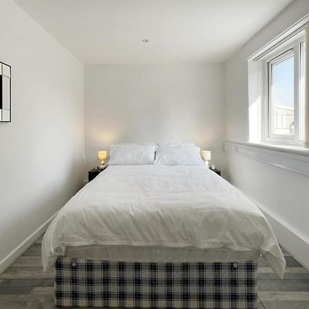 맨체스터 Bright, Warm & Cozy House In Harpurhey 아파트 외부 사진