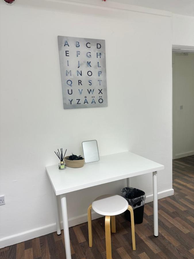 맨체스터 Bright, Warm & Cozy House In Harpurhey 아파트 외부 사진