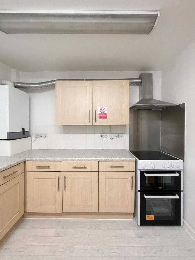 맨체스터 Bright, Warm & Cozy House In Harpurhey 아파트 외부 사진