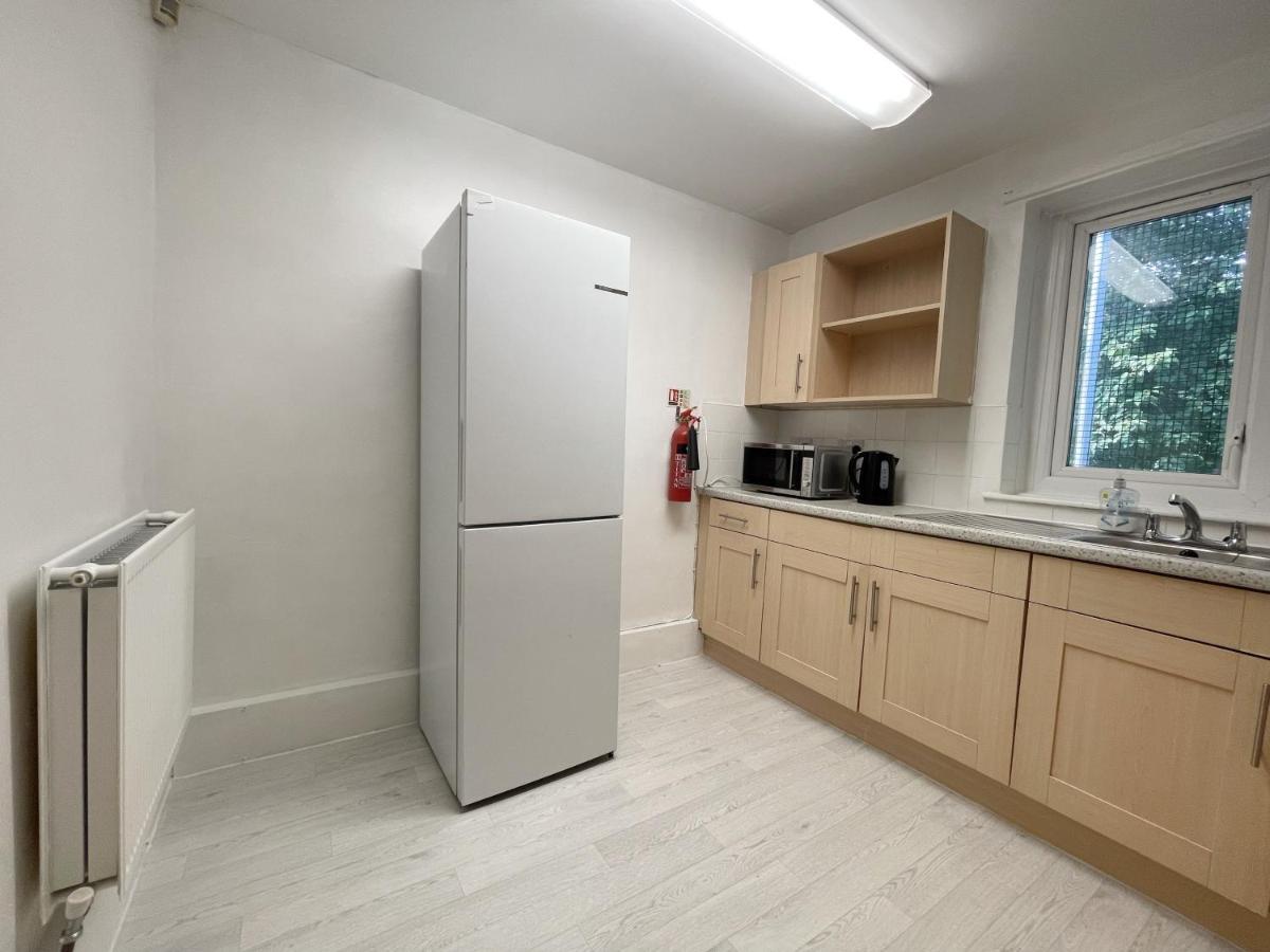 맨체스터 Bright, Warm & Cozy House In Harpurhey 아파트 외부 사진