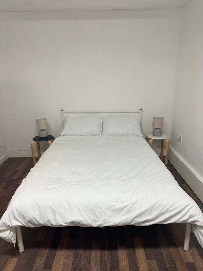 맨체스터 Bright, Warm & Cozy House In Harpurhey 아파트 외부 사진